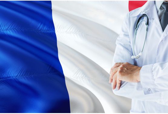 Les journalistes russes découvrent la médecine française. 